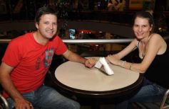 Foto de la galería: Marcia le cantó a los enamorados en el shopping