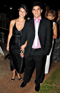 Foto de la galería: Nito Pitana y Romina Ortega dieron el "sí" en el catamarán