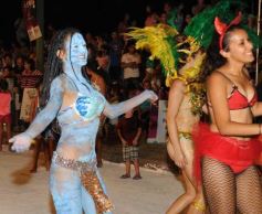 Foto de la galería: La comparsa del barrio Yacyretá ganó los carnavales posadeños