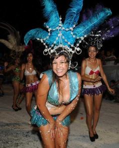 Foto de la galería: La comparsa del barrio Yacyretá ganó los carnavales posadeños