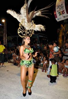 Foto de la galería: La comparsa del barrio Yacyretá ganó los carnavales posadeños