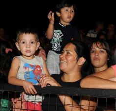 Foto de la galería: La comparsa del barrio Yacyretá ganó los carnavales posadeños