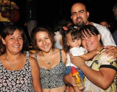 Foto de la galería: La comparsa del barrio Yacyretá ganó los carnavales posadeños