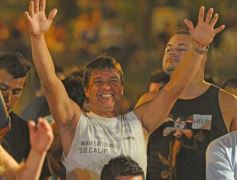 Foto de la galería: La comparsa del barrio Yacyretá ganó los carnavales posadeños