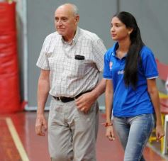 Foto de la galería: Tokio festejo y sueña con mantener la categoría