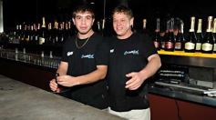 Foto de la galería: Dos DJs de Sarapura hicieron vibrar el boliche de Cristóbal