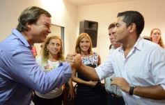 Foto de la galería: La agrupación CER inauguró el primer local "Ola Naranja" en Posadas