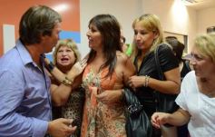 Foto de la galería: La agrupación CER inauguró el primer local "Ola Naranja" en Posadas