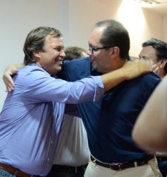 Foto de la galería: La agrupación CER inauguró el primer local "Ola Naranja" en Posadas