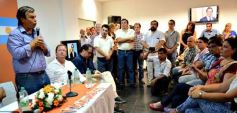 Foto de la galería: La agrupación CER inauguró el primer local "Ola Naranja" en Posadas