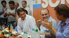 Foto de la galería: La agrupación CER inauguró el primer local "Ola Naranja" en Posadas