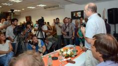 Foto de la galería: La agrupación CER inauguró el primer local "Ola Naranja" en Posadas