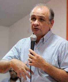 Foto de la galería: La agrupación CER inauguró el primer local "Ola Naranja" en Posadas