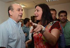 Foto de la galería: La agrupación CER inauguró el primer local "Ola Naranja" en Posadas