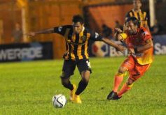 Foto de la galería: Crucero tropezó en casa ante Central