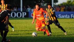 Foto de la galería: Crucero tropezó en casa ante Central