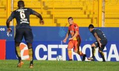 Foto de la galería: Crucero tropezó en casa ante Central