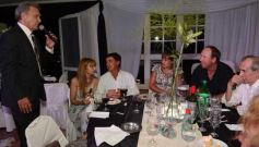 Foto de la galería: García Coni celebró sus 50 años de periodismo con sus amigos de toda la vida