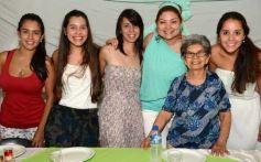 Foto de la galería: Los 80 de Rosa, entre la familia, las amigas y el buen asado