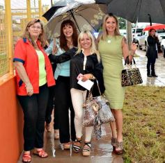 Foto de la galería: Closs y Rovira inauguraron el ciclo lectivo 2015 en Itaembé Miní