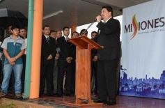 Foto de la galería: Closs y Rovira inauguraron el ciclo lectivo 2015 en Itaembé Miní