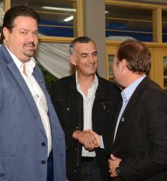 Foto de la galería: Closs y Rovira inauguraron el ciclo lectivo 2015 en Itaembé Miní