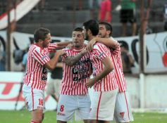 Foto de la galería: Guaraní quedó con el grito atragantado