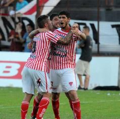Foto de la galería: Guaraní quedó con el grito atragantado