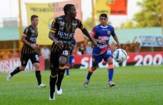 Foto de la galería: Empate injusto: Crucero mereció los tres puntos ante Olimpo