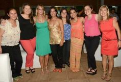 Foto de la galería: Unas mil mujeres fueron agasajadas por el Ministerio Salud Pública en el Hogar de Día