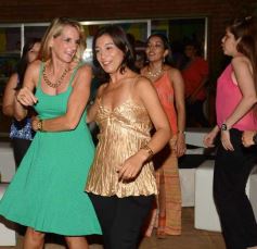 Foto de la galería: Unas mil mujeres fueron agasajadas por el Ministerio Salud Pública en el Hogar de Día