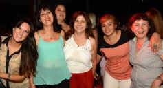 Foto de la galería: Unas mil mujeres fueron agasajadas por el Ministerio Salud Pública en el Hogar de Día