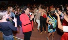 Foto de la galería: Unas mil mujeres fueron agasajadas por el Ministerio Salud Pública en el Hogar de Día