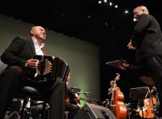 Foto de la galería: Los Nuñez Sinfónicos en el Teatro Lírico: para aplaudir de pie