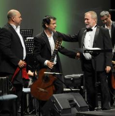 Foto de la galería: Los Nuñez Sinfónicos en el Teatro Lírico: para aplaudir de pie