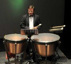 Foto de la galería: Los Nuñez Sinfónicos en el Teatro Lírico: para aplaudir de pie