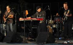 Foto de la galería: Posadas homenajeó a su patrono con misa y música en el anfiteatro