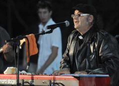 Foto de la galería: Posadas homenajeó a su patrono con misa y música en el anfiteatro