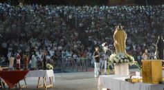Foto de la galería: Posadas homenajeó a su patrono con misa y música en el anfiteatro