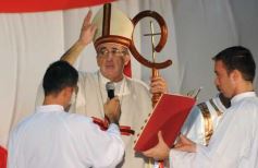 Foto de la galería: Posadas homenajeó a su patrono con misa y música en el anfiteatro