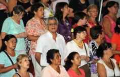 Foto de la galería: Posadas homenajeó a su patrono con misa y música en el anfiteatro