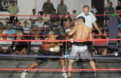 Foto de la galería: Waly volvió a mostrar su jerarquía sobre el ring