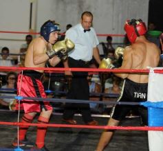 Foto de la galería: Waly volvió a mostrar su jerarquía sobre el ring
