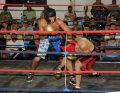 Foto de la galería: Waly volvió a mostrar su jerarquía sobre el ring