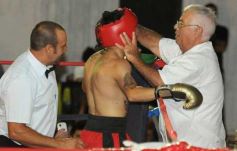 Foto de la galería: Waly volvió a mostrar su jerarquía sobre el ring