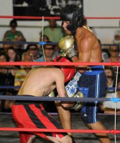 Foto de la galería: Waly volvió a mostrar su jerarquía sobre el ring