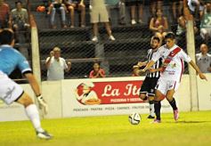 Foto de la galería: La Franja consiguió su primera victoria en la B Nacional y por goleada!!!!