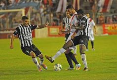 Foto de la galería: La Franja consiguió su primera victoria en la B Nacional y por goleada!!!!