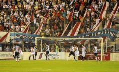 Foto de la galería: La Franja consiguió su primera victoria en la B Nacional y por goleada!!!!