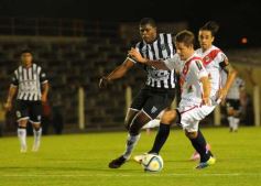 Foto de la galería: La Franja consiguió su primera victoria en la B Nacional y por goleada!!!!